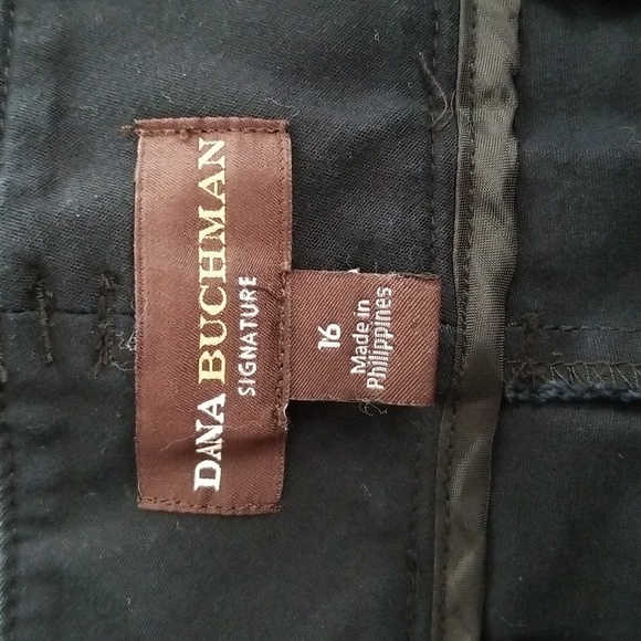 Dana Buchman Signature Women's Shorts - Picture 11 of 15